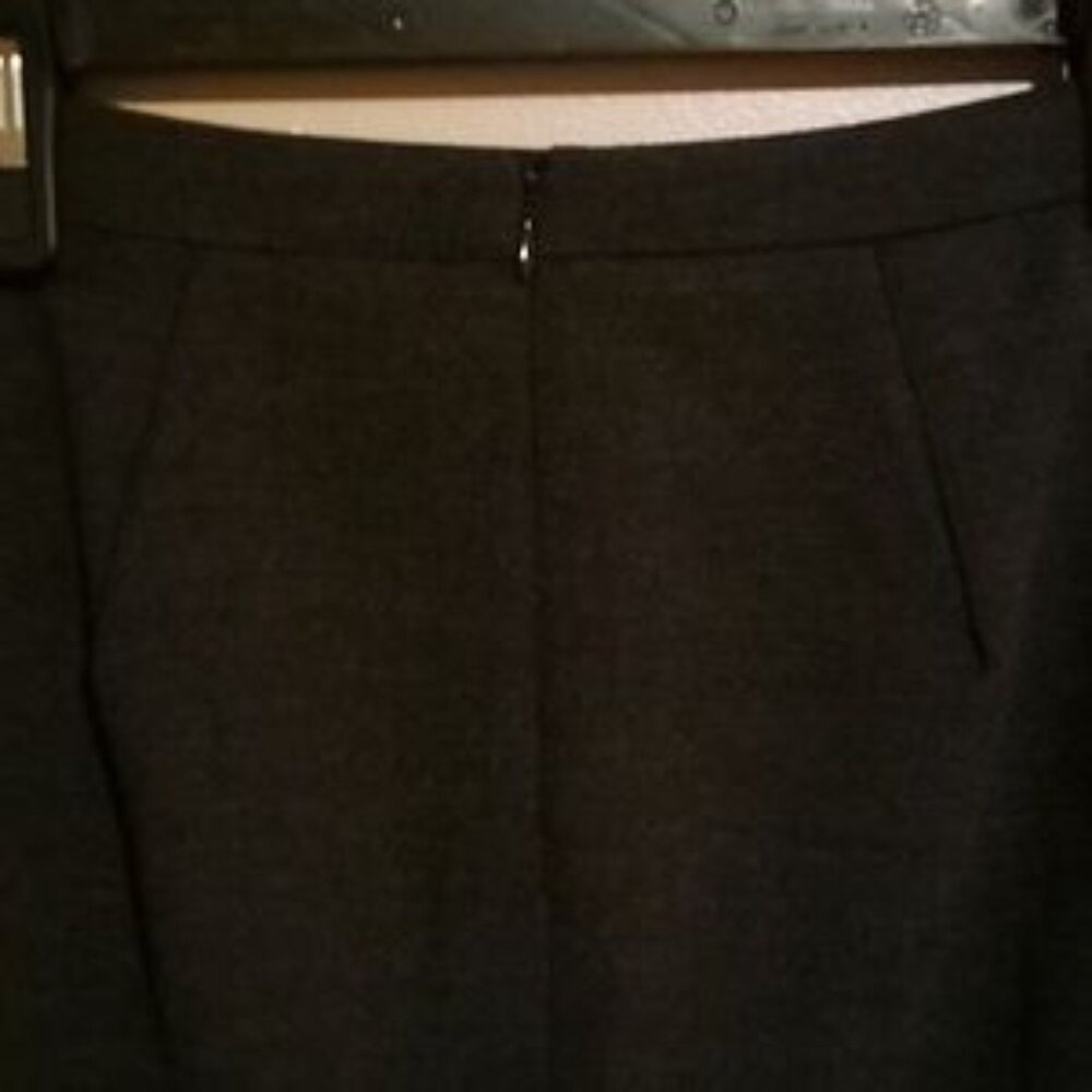 Gray lined pencil skirt size 4 - Picture 3 of 6